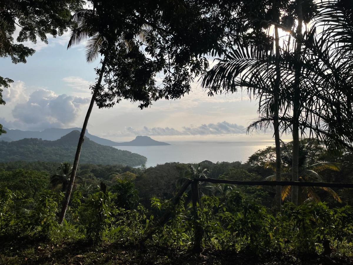 World'S View Wild Camping Salaszoi, Principe Island Santo António Esterno foto